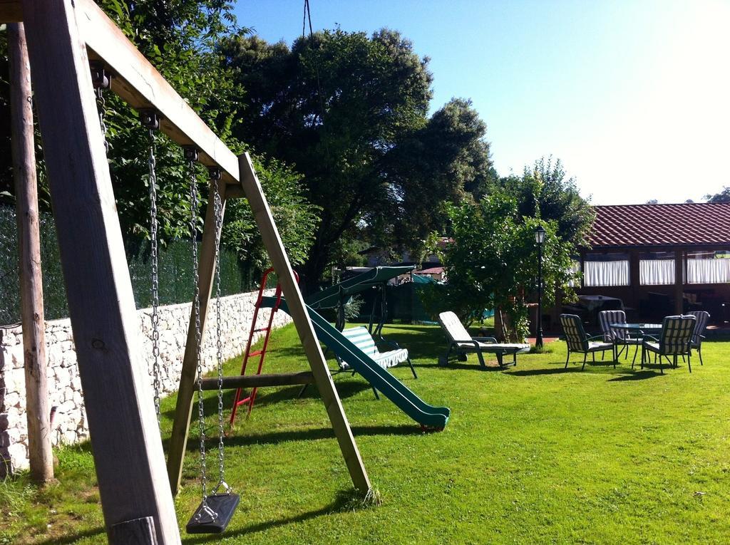 Apartamentos El Pradon De Santa Marina Parres de Llanes المظهر الخارجي الصورة