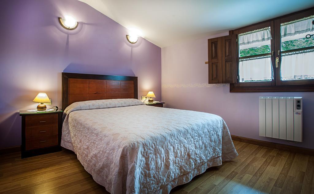 Apartamentos El Pradon De Santa Marina Parres de Llanes الغرفة الصورة