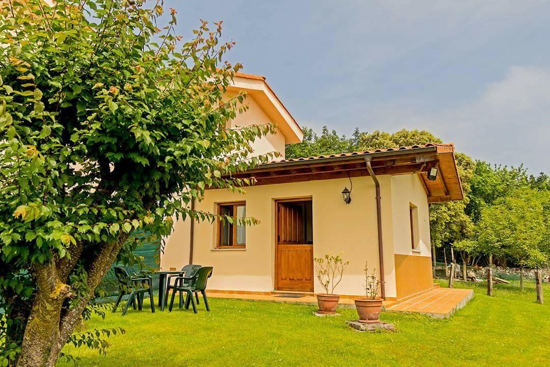Apartamentos El Pradon De Santa Marina Parres de Llanes المظهر الخارجي الصورة
